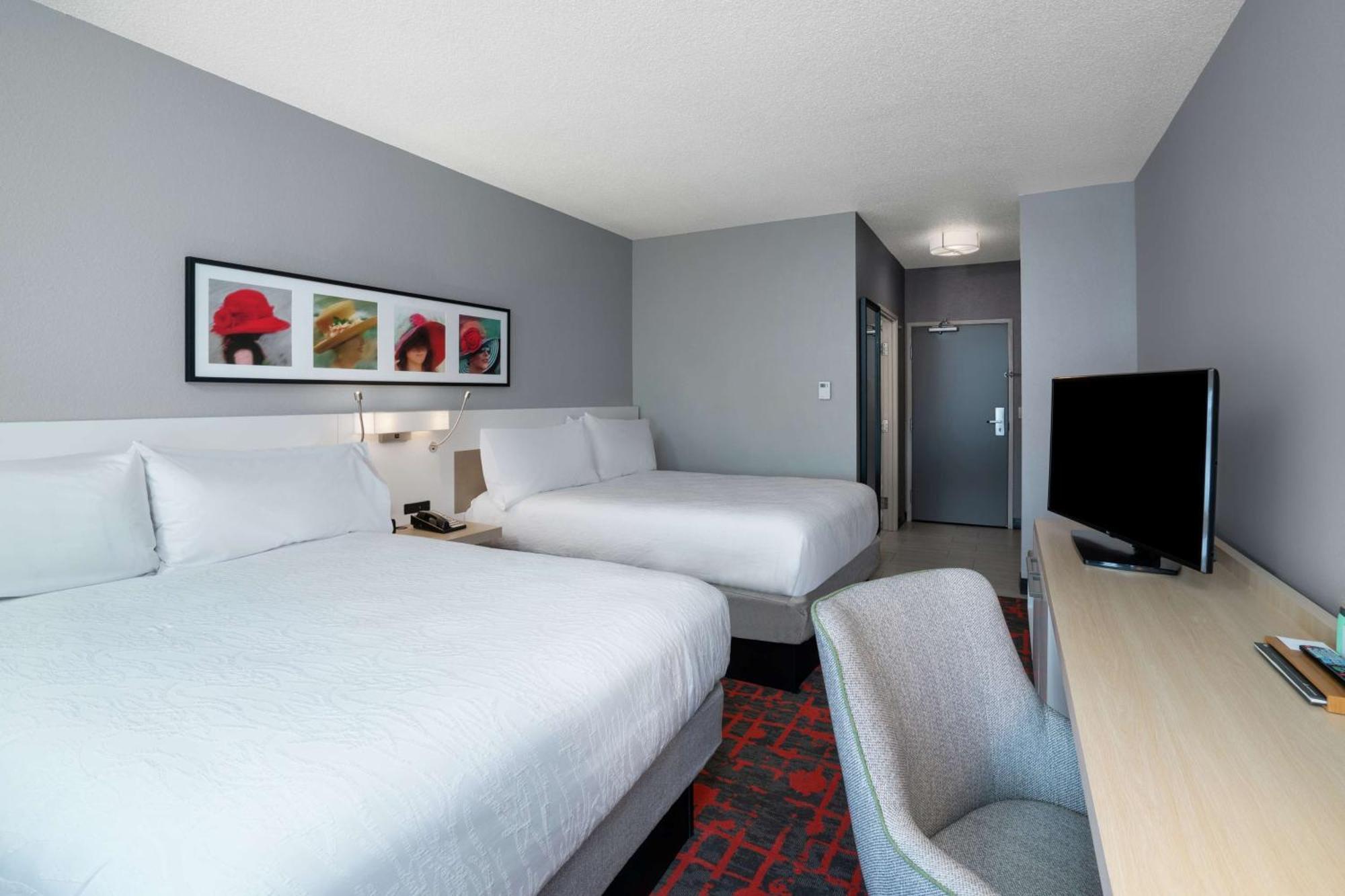 Hilton Garden Inn Louisville East Exteriör bild
