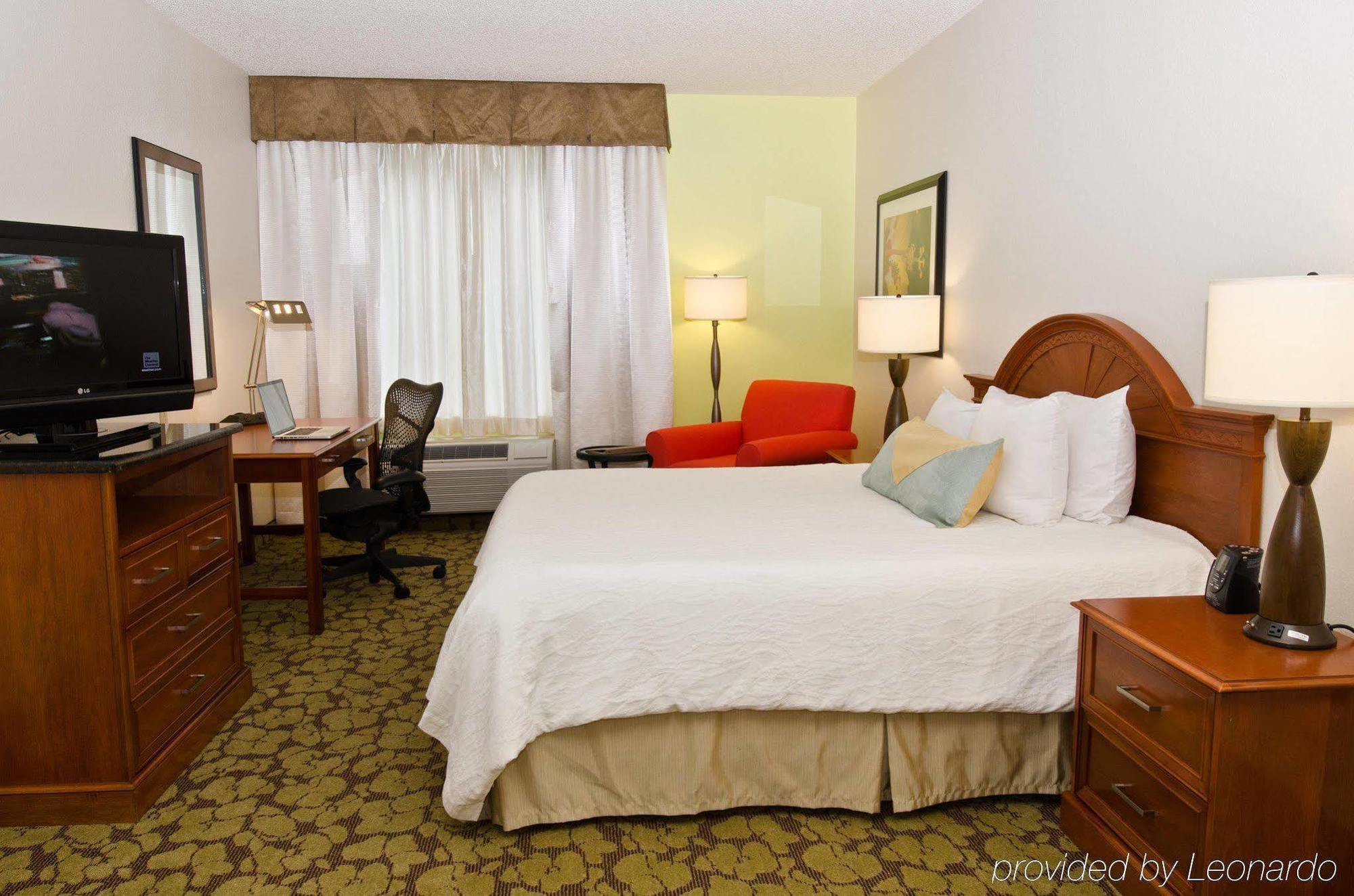 Hilton Garden Inn Louisville East Rum bild