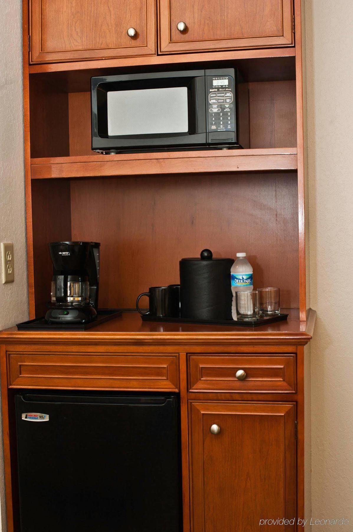 Hilton Garden Inn Louisville East Rum bild