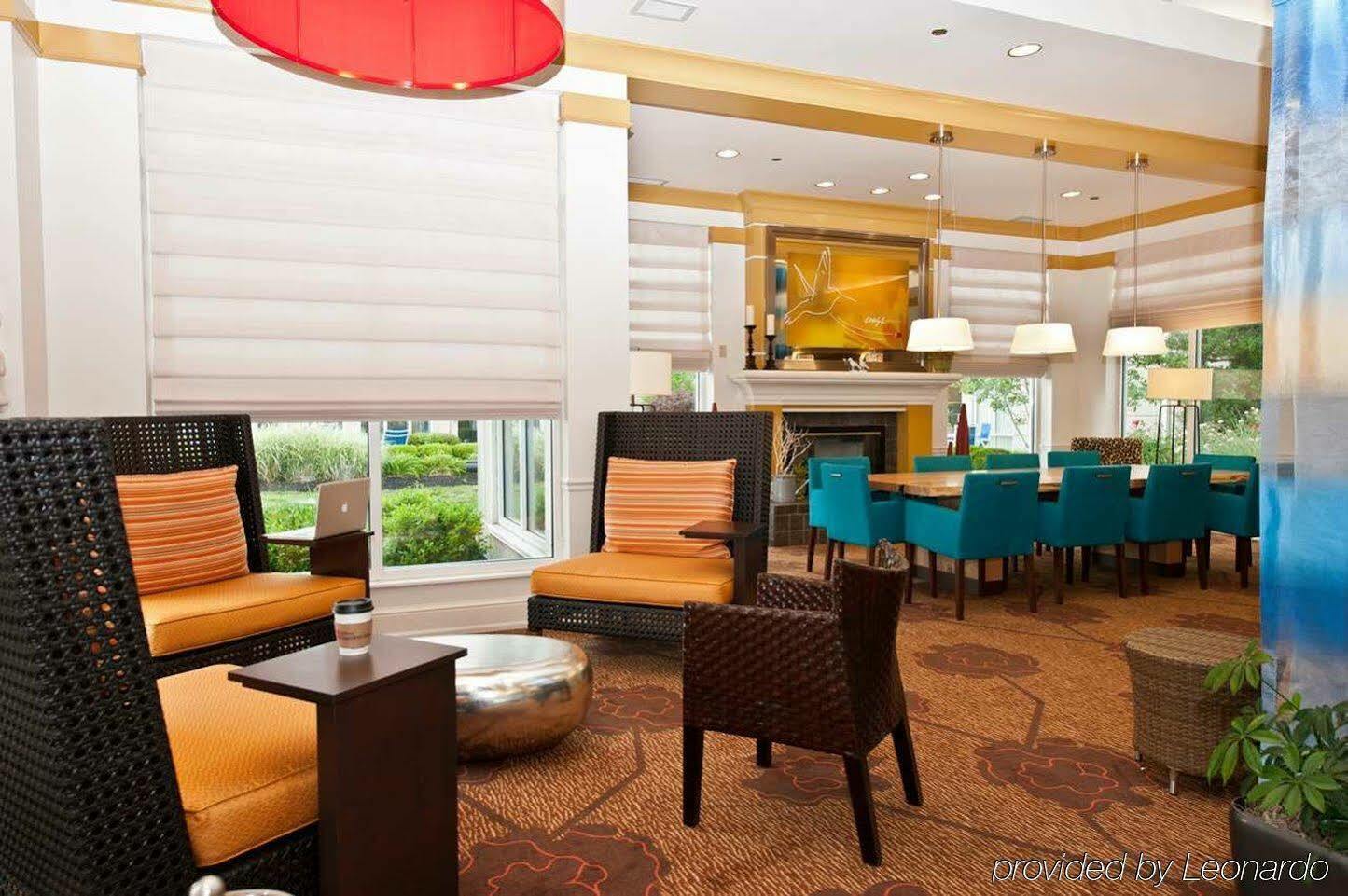 Hilton Garden Inn Louisville East Exteriör bild