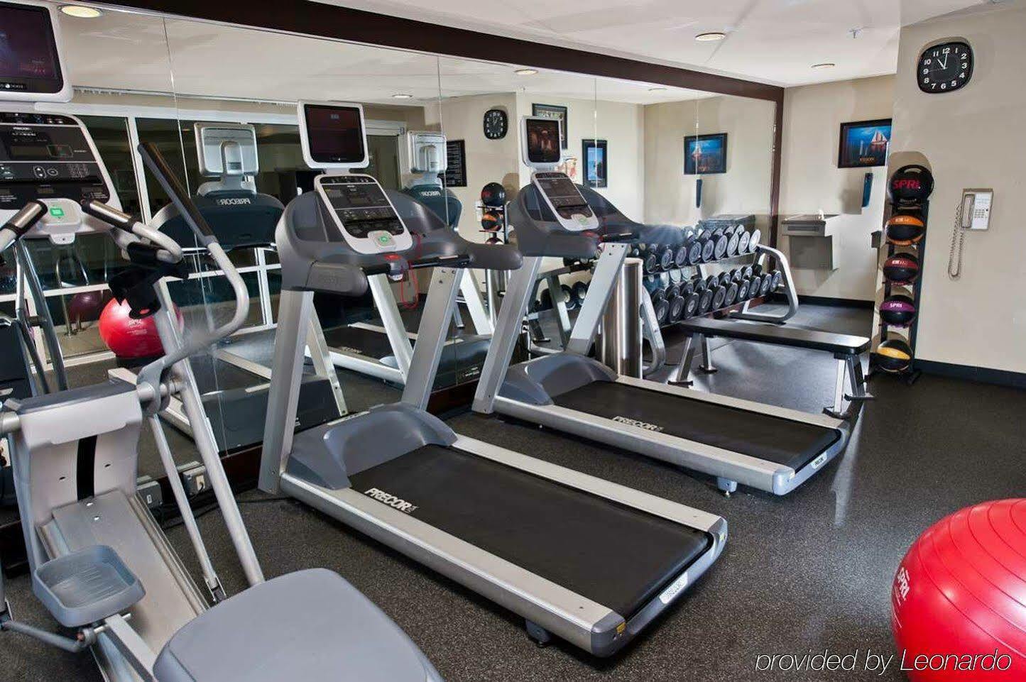 Hilton Garden Inn Louisville East Exteriör bild